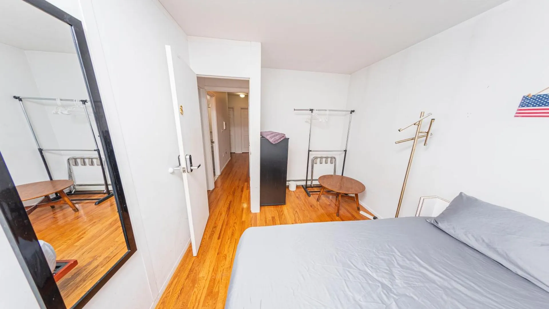 Friendly Homestay In Williamsburg Brooklyn New York 0*,  USA