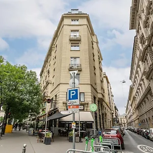 Amora Homes Breathless Panorama Basilica With Balcony Need Reservation For Free Parking Budapest