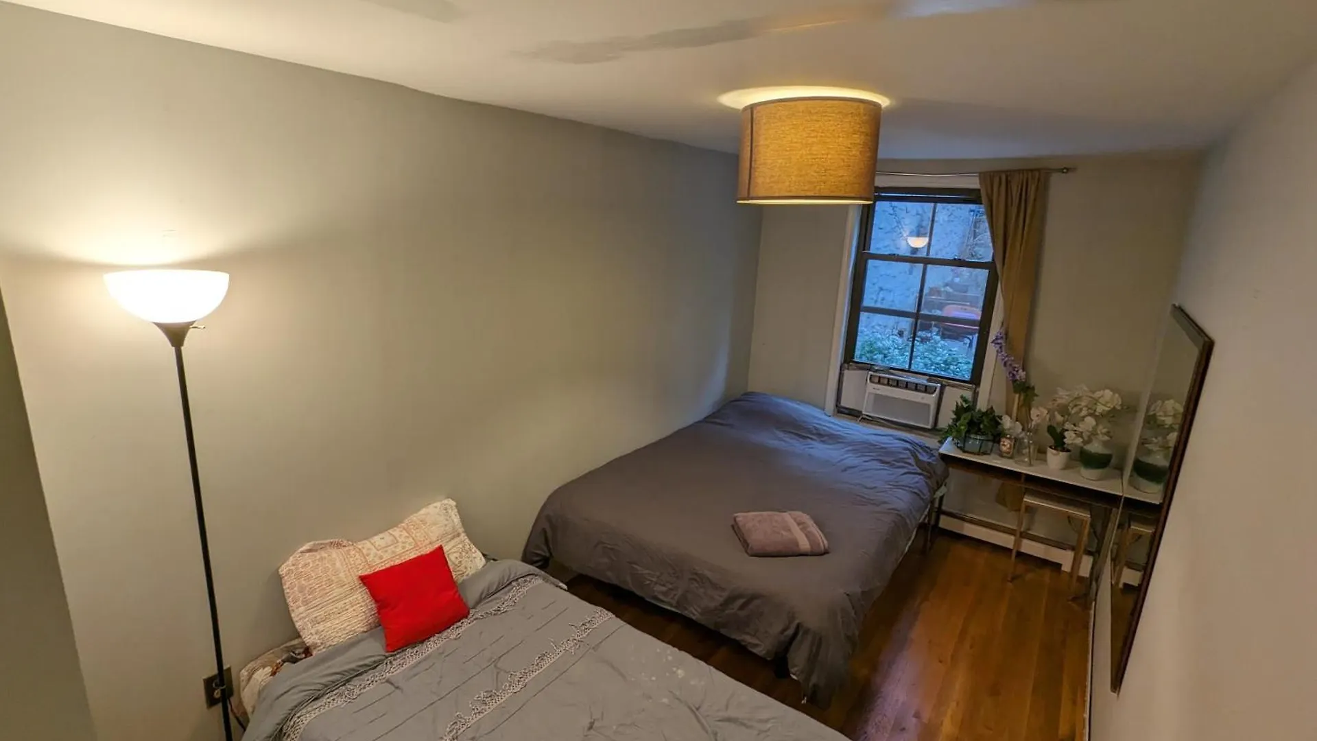Friendly Homestay In Williamsburg New York United States
