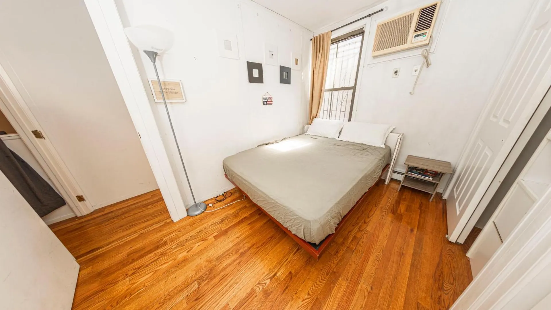 Friendly Homestay In Williamsburg New York 0*,